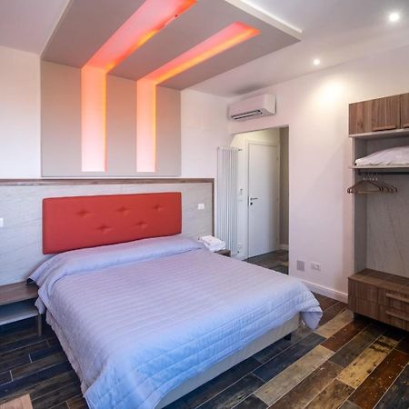 Ricci 16 - Suite & Rooms Livorno Esterno foto